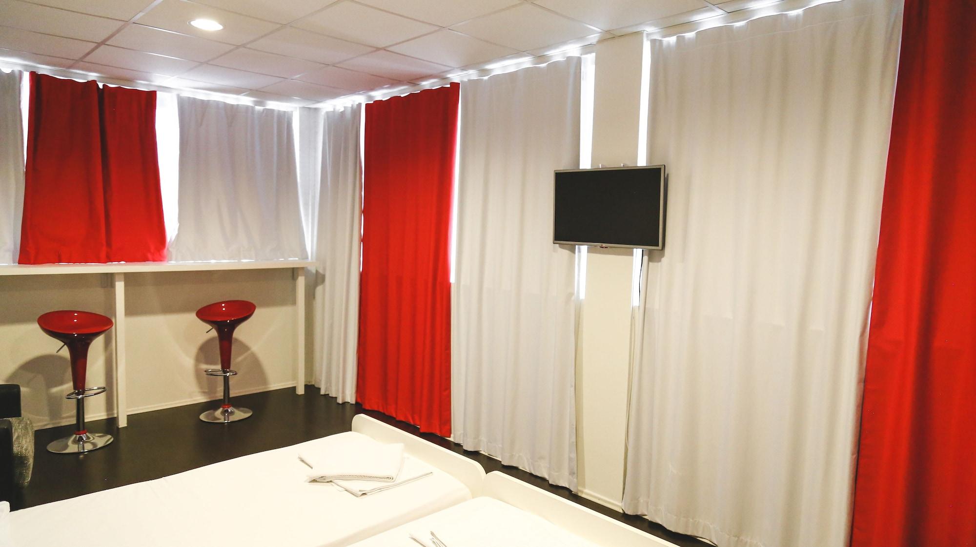 Design Hostel 101 Dalmatinac Сплит Екстериор снимка