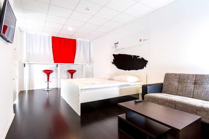 Design Hostel 101 Dalmatinac Сплит Екстериор снимка