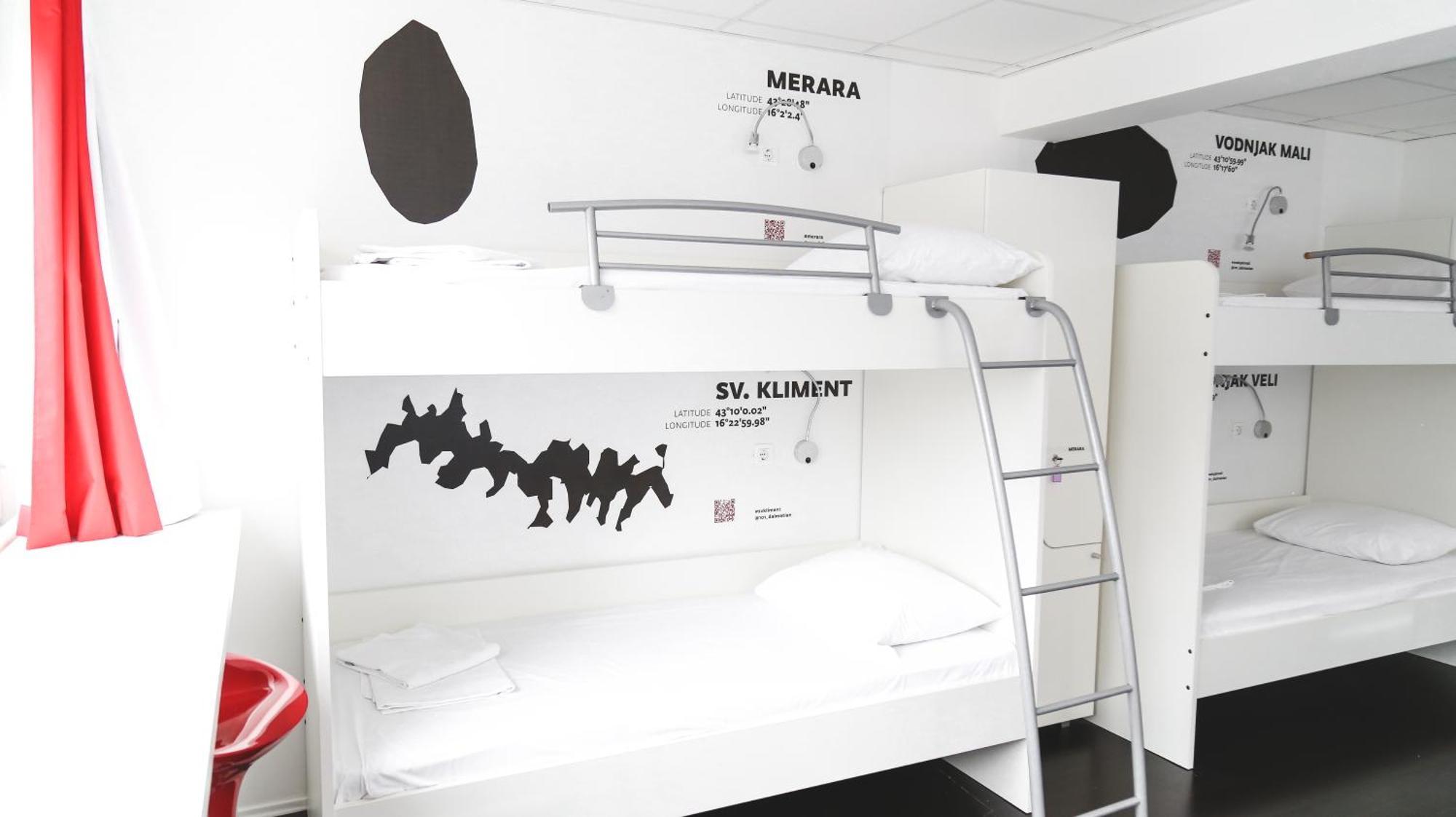 Design Hostel 101 Dalmatinac Сплит Екстериор снимка
