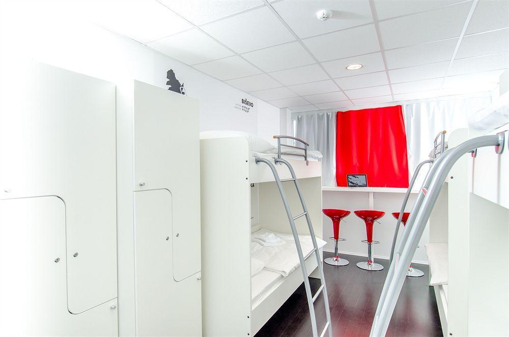 Design Hostel 101 Dalmatinac Сплит Екстериор снимка