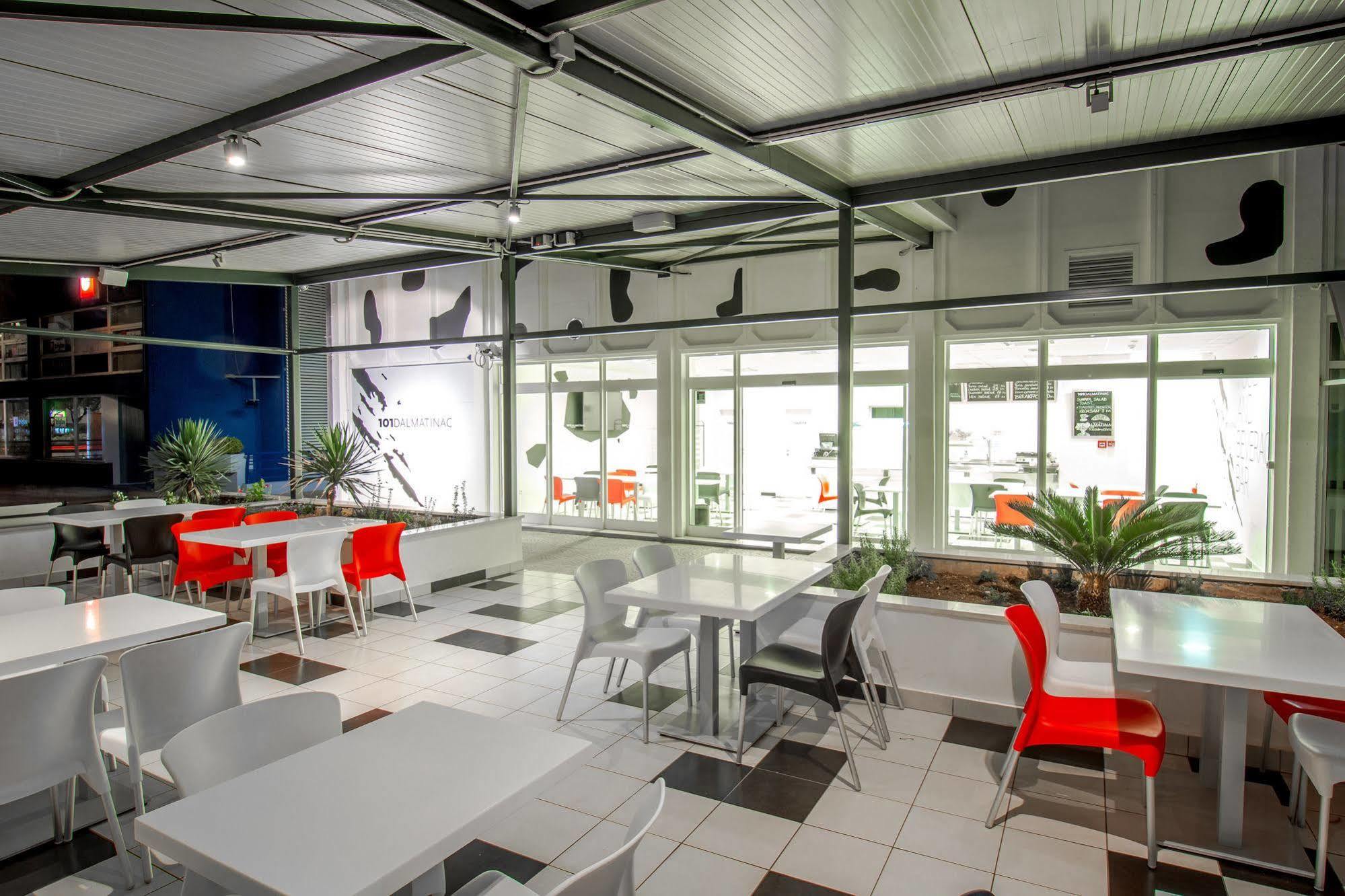 Design Hostel 101 Dalmatinac Сплит Екстериор снимка